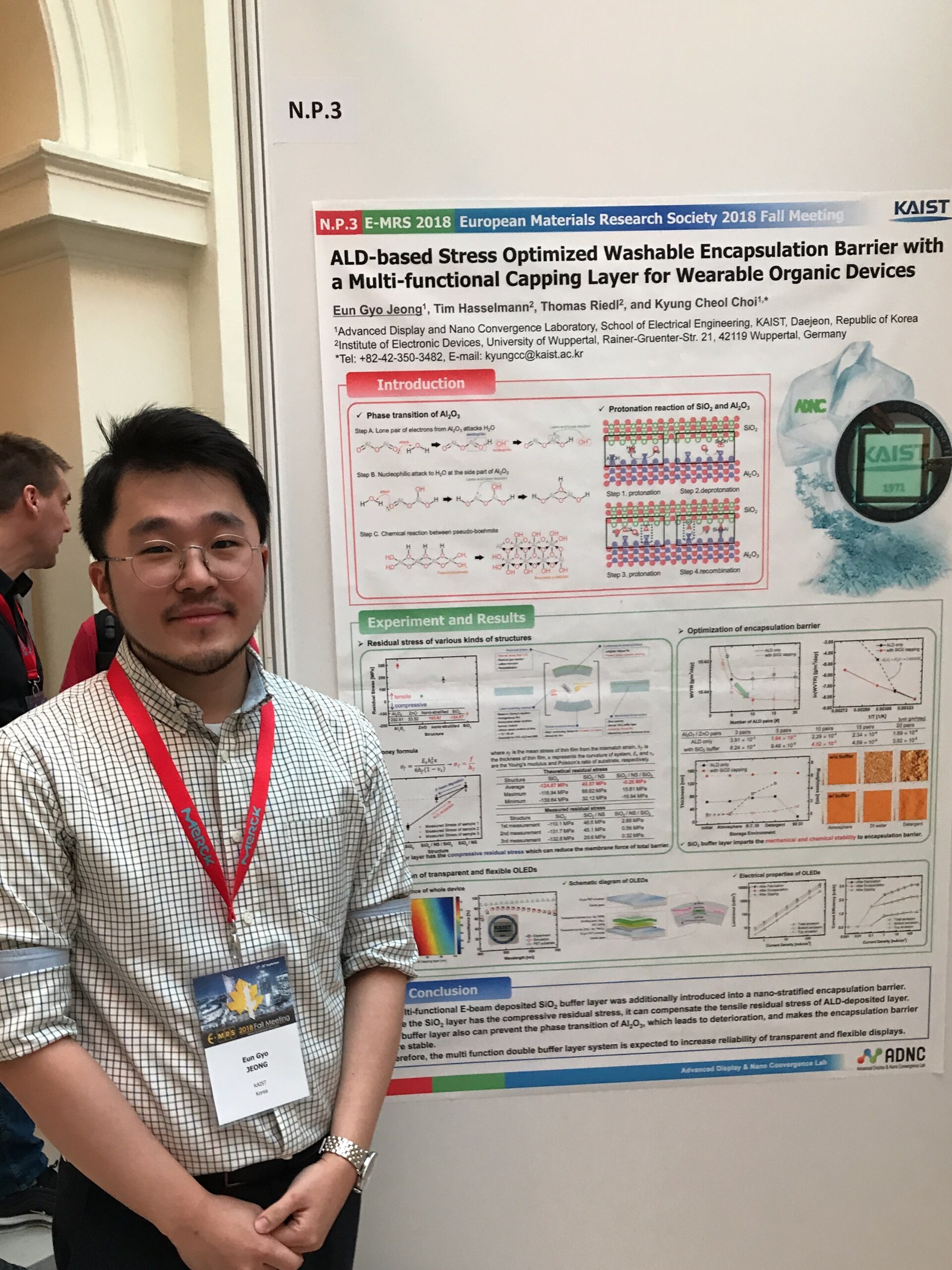 Ph.D. candidate Eungyo Jeong (Advisor: Prof. Kyungcheol Choi) awarded the Best Poster Award at E-MRS 2018 Fall Meeting.